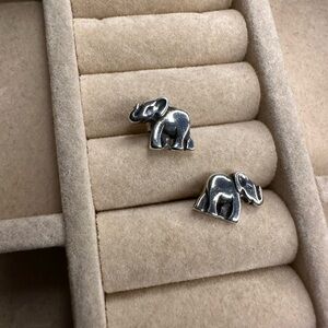 Retired James Avery Silver Elephant Earrings